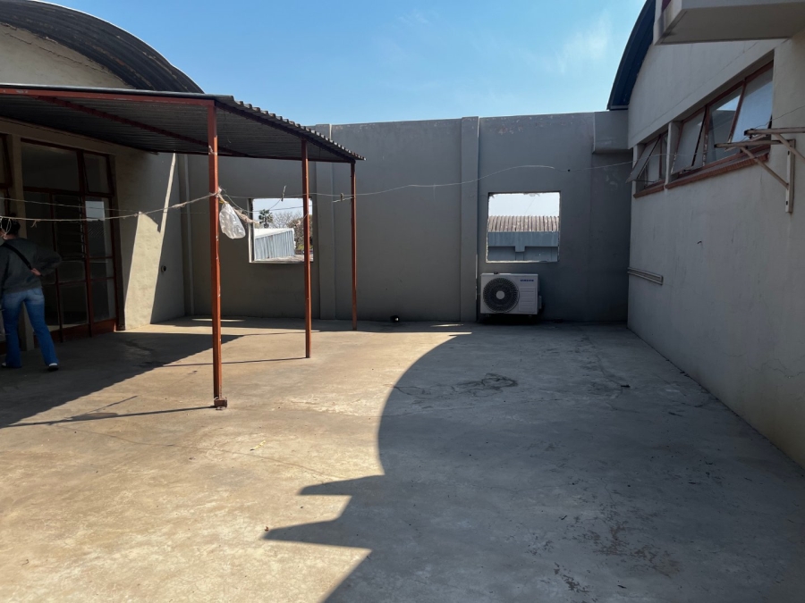 To Let 2 Bedroom Property for Rent in Brits North West